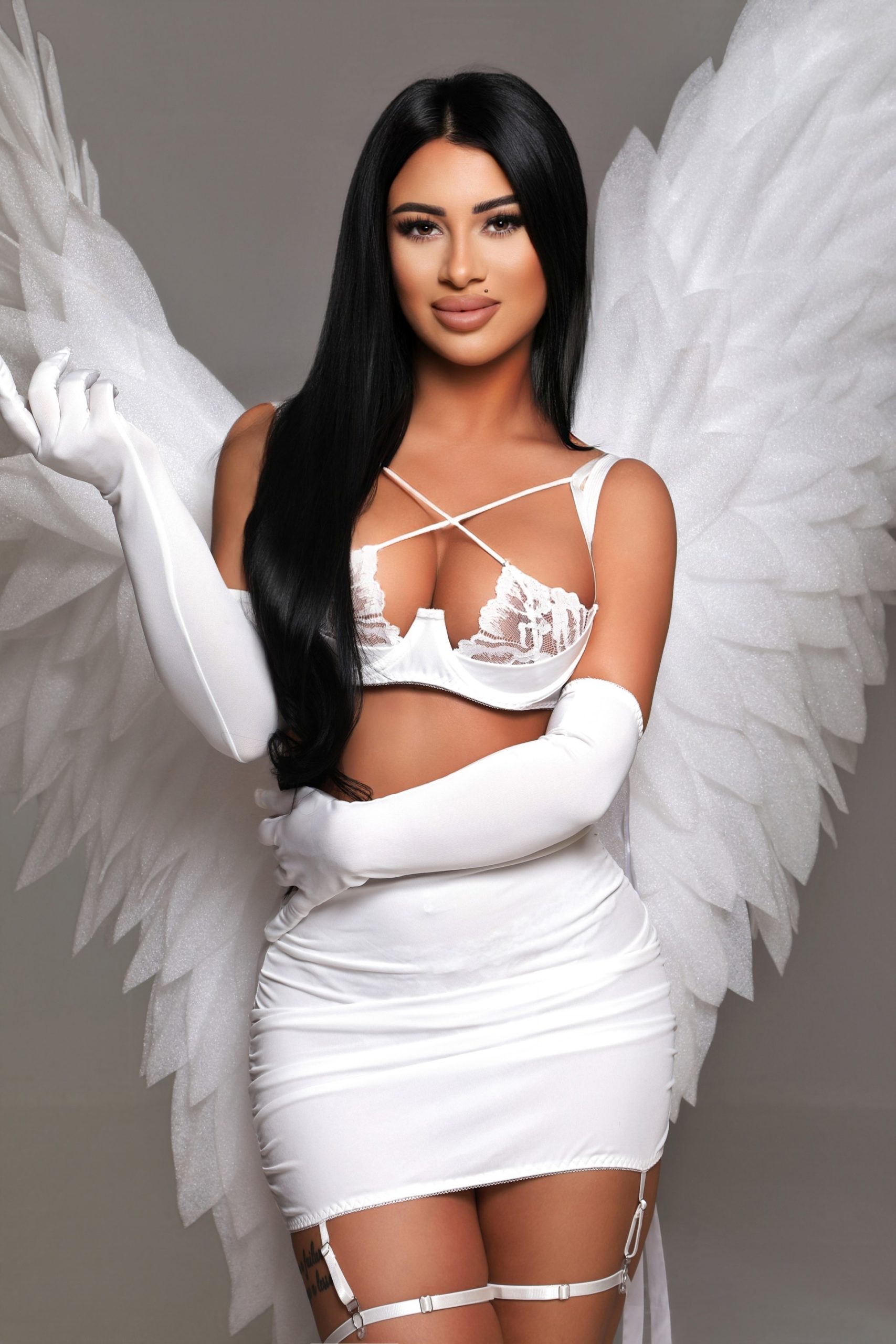 Amira